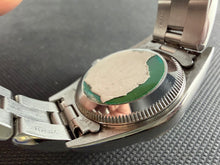 Load image into Gallery viewer, Rolex Oyster Perpetual 24mm reference 67180 with original box from 1994