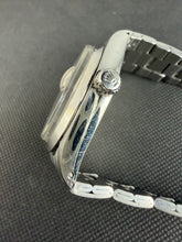 Load image into Gallery viewer, Rolex Oysterdate reference 6694 from 1971

