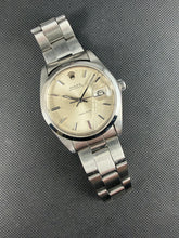 Load image into Gallery viewer, Rolex Oysterdate reference 6694 from 1971
