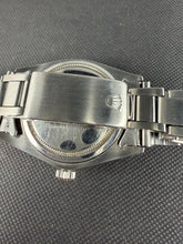 Load image into Gallery viewer, Rolex Oysterdate reference 6694 from 1971

