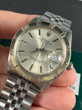 Load image into Gallery viewer, Rolex Datejust Thunderbird reference 1625 in WG/SS from 1970
