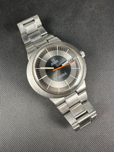 Load image into Gallery viewer, Omega Dynamic Circa 1970’s Rare Automatic Large Men’s Vintage Watch 166.039
