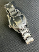 Load image into Gallery viewer, Rolex Date reference 1500 from 1969
