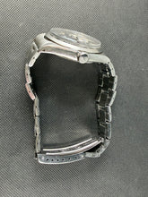 Load image into Gallery viewer, Rolex Date ref. 1500 blue sigma dial from 1971
