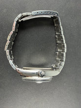 Load image into Gallery viewer, Rolex Date reference 1500 from 1974

